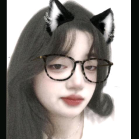 宝宝肚肚打雷了