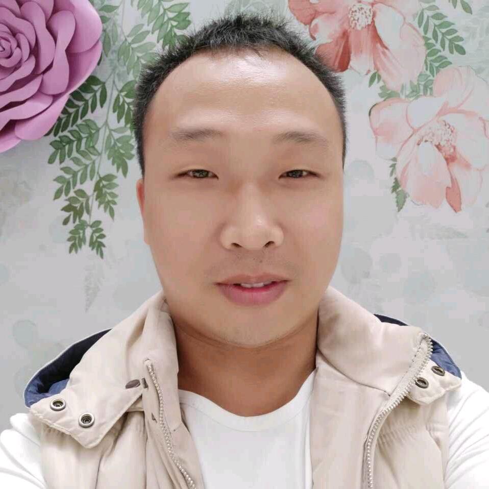 阿强: