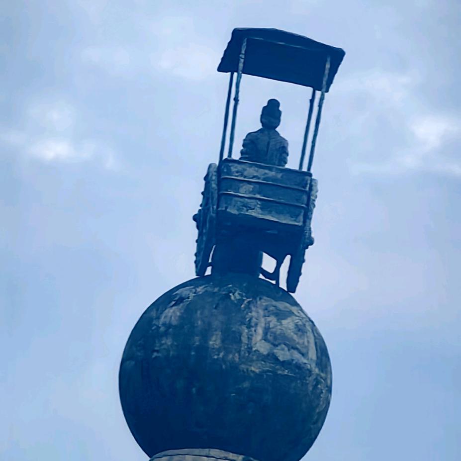 老板拿盒白将军