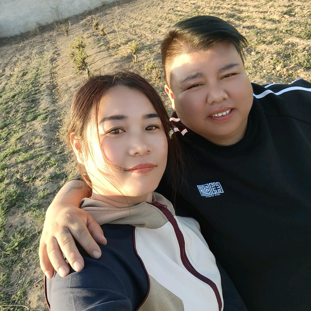 大肖妯娌俩