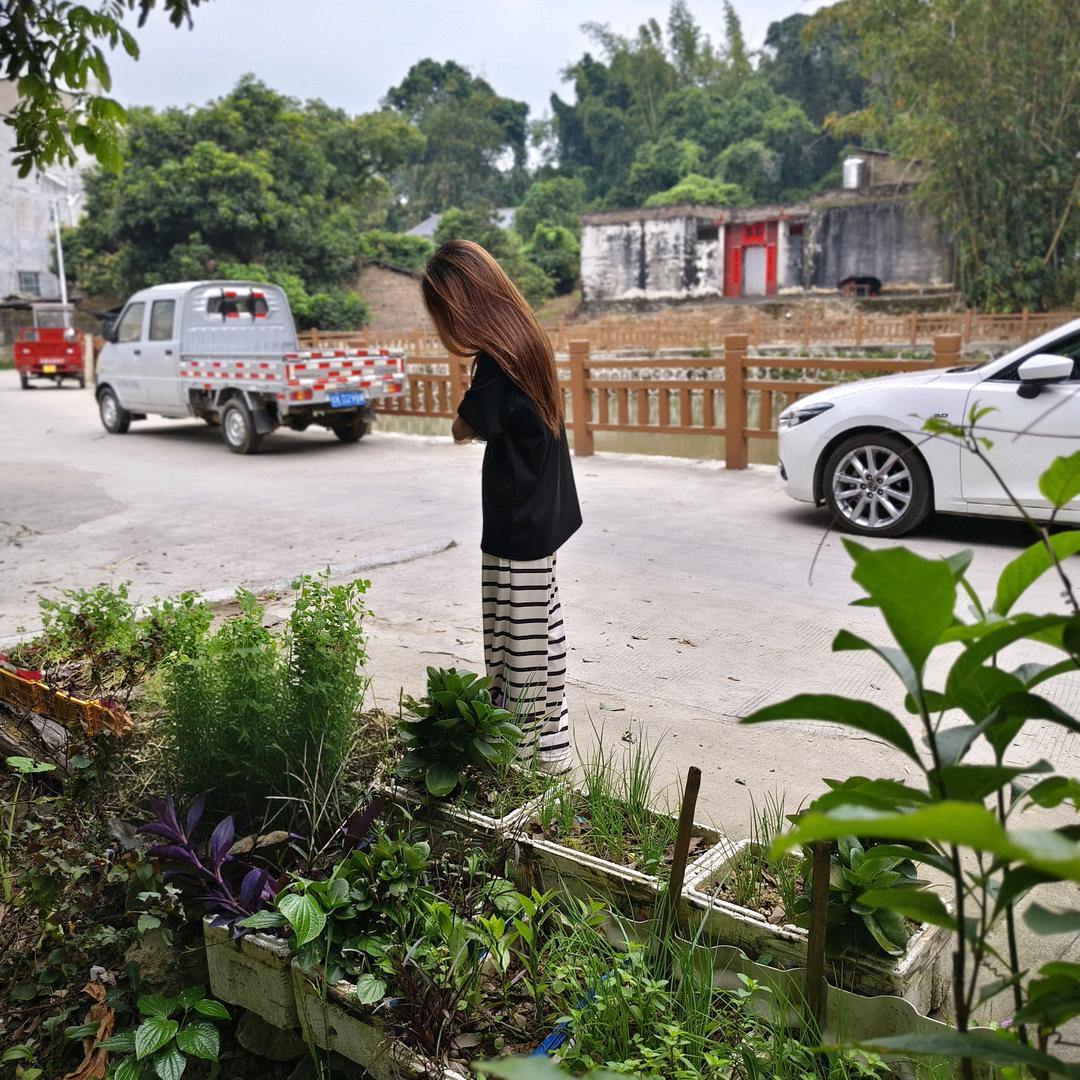 小陈-𝓐𝔁𝓮𝓵𝓪📸