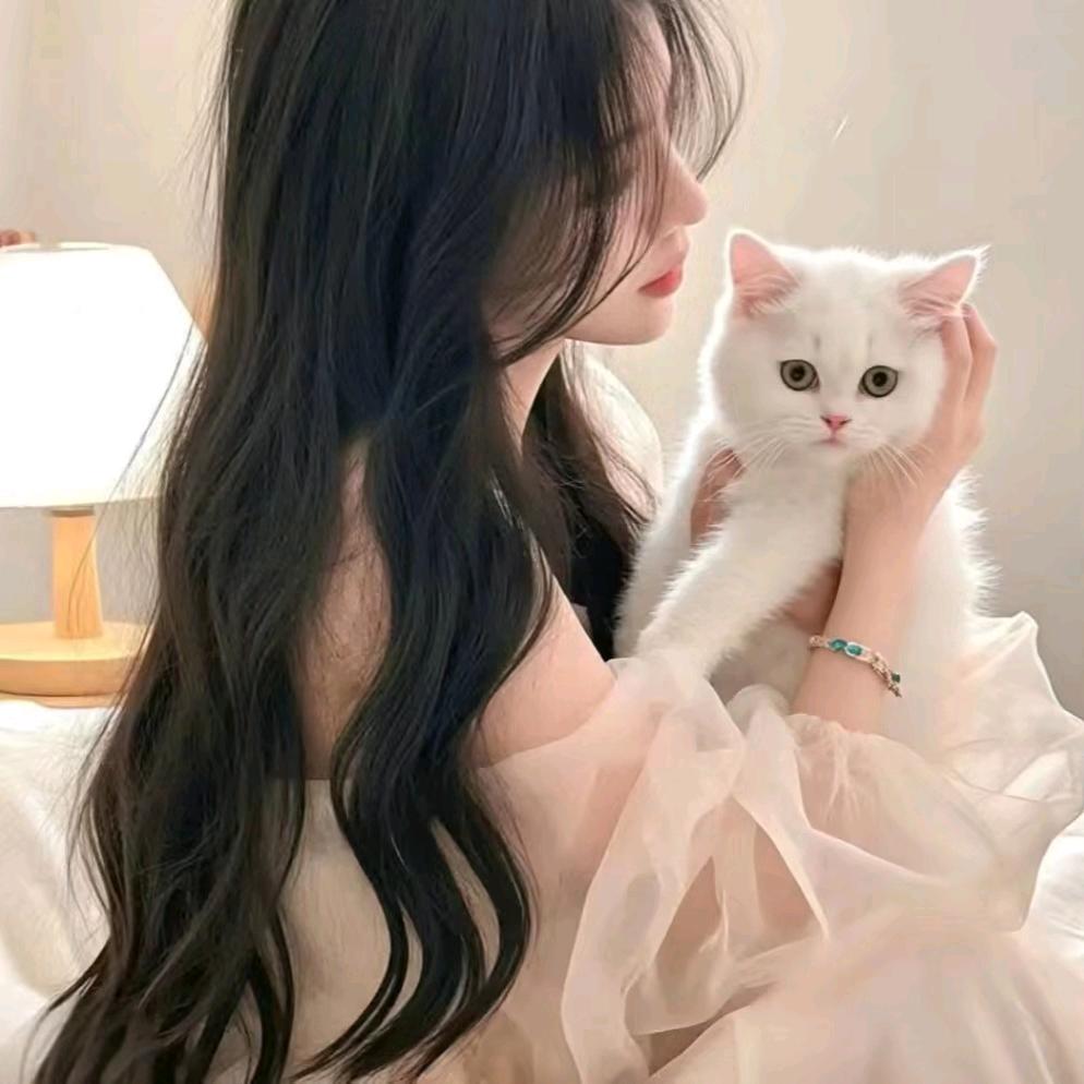 💞兜里꧔ꦿ᭄ 半颗糖💕