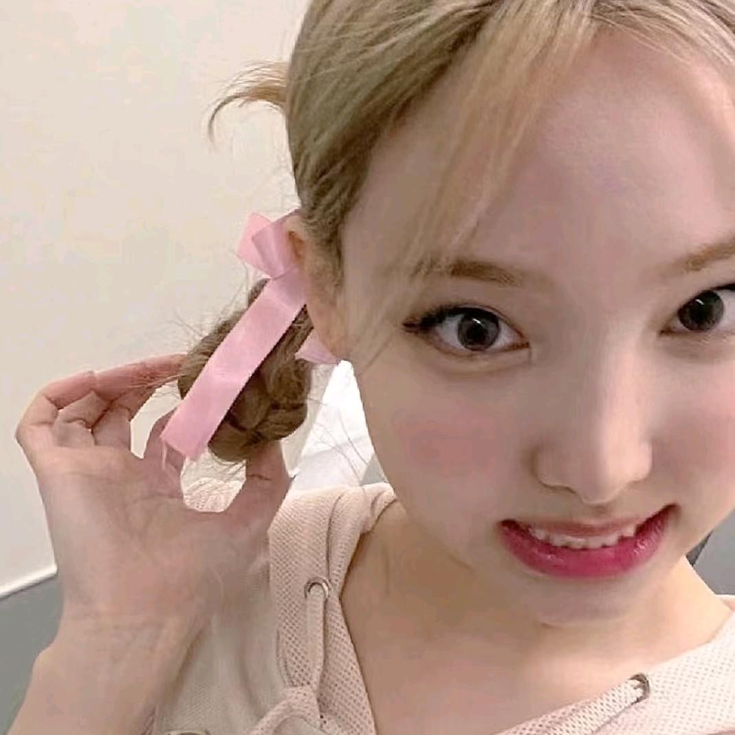 筠云៸៸᳐⦁⩊<៸៸᳐ ੭ﾞ🐾