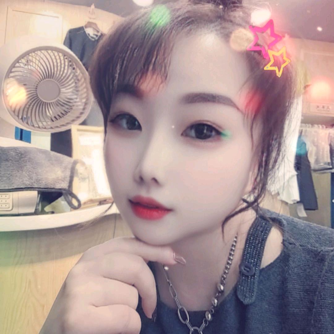 玉山县杭依阁服装店