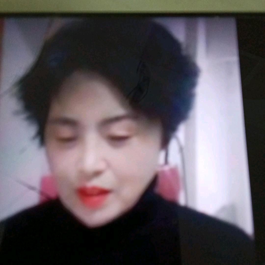 🍓🍓来日方长🌹