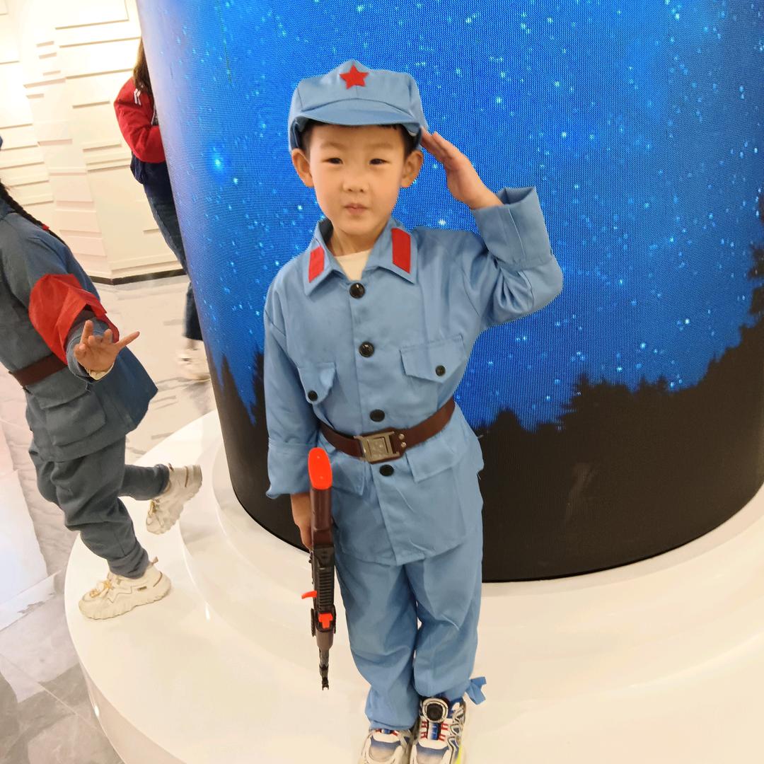 鹰眼（恩师脱严正）