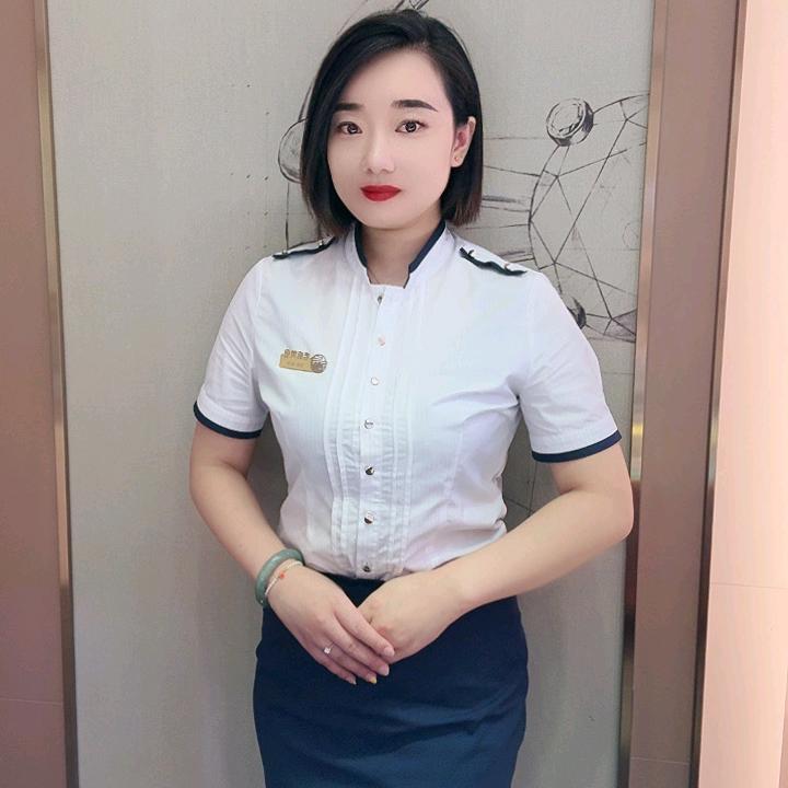 老庙黄金渭南店——胡芳
