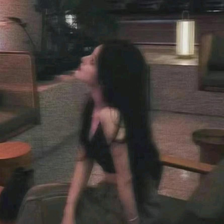 消失的她🍃