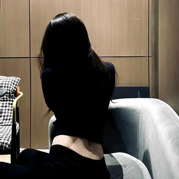 零零7.