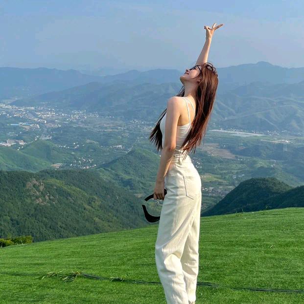 妮娜桑（孕中期）