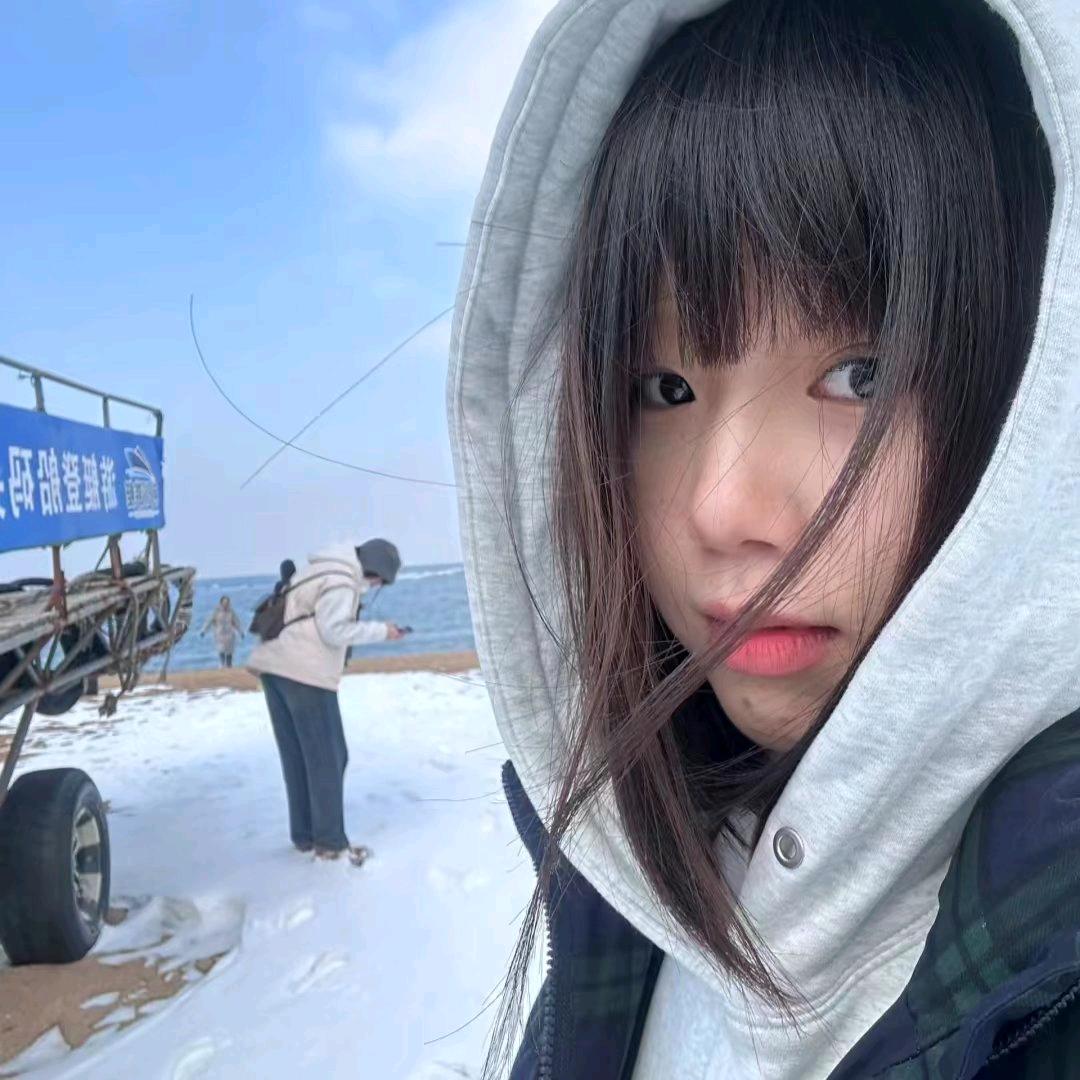 小鱼饼.