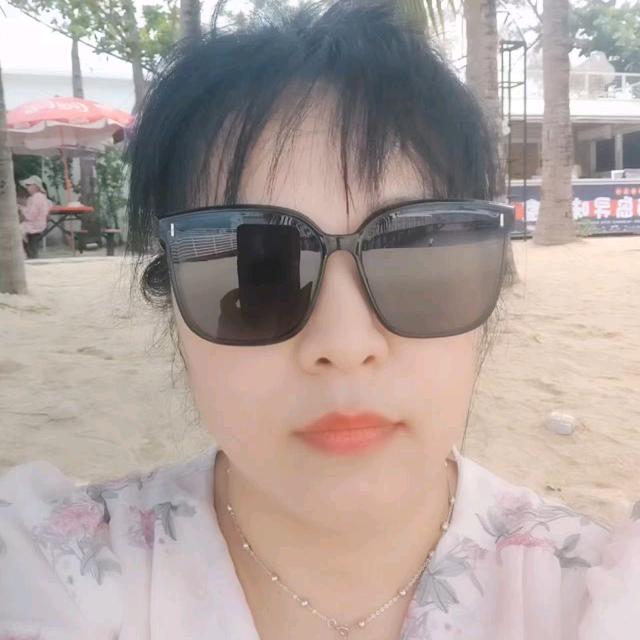 二妹看世界