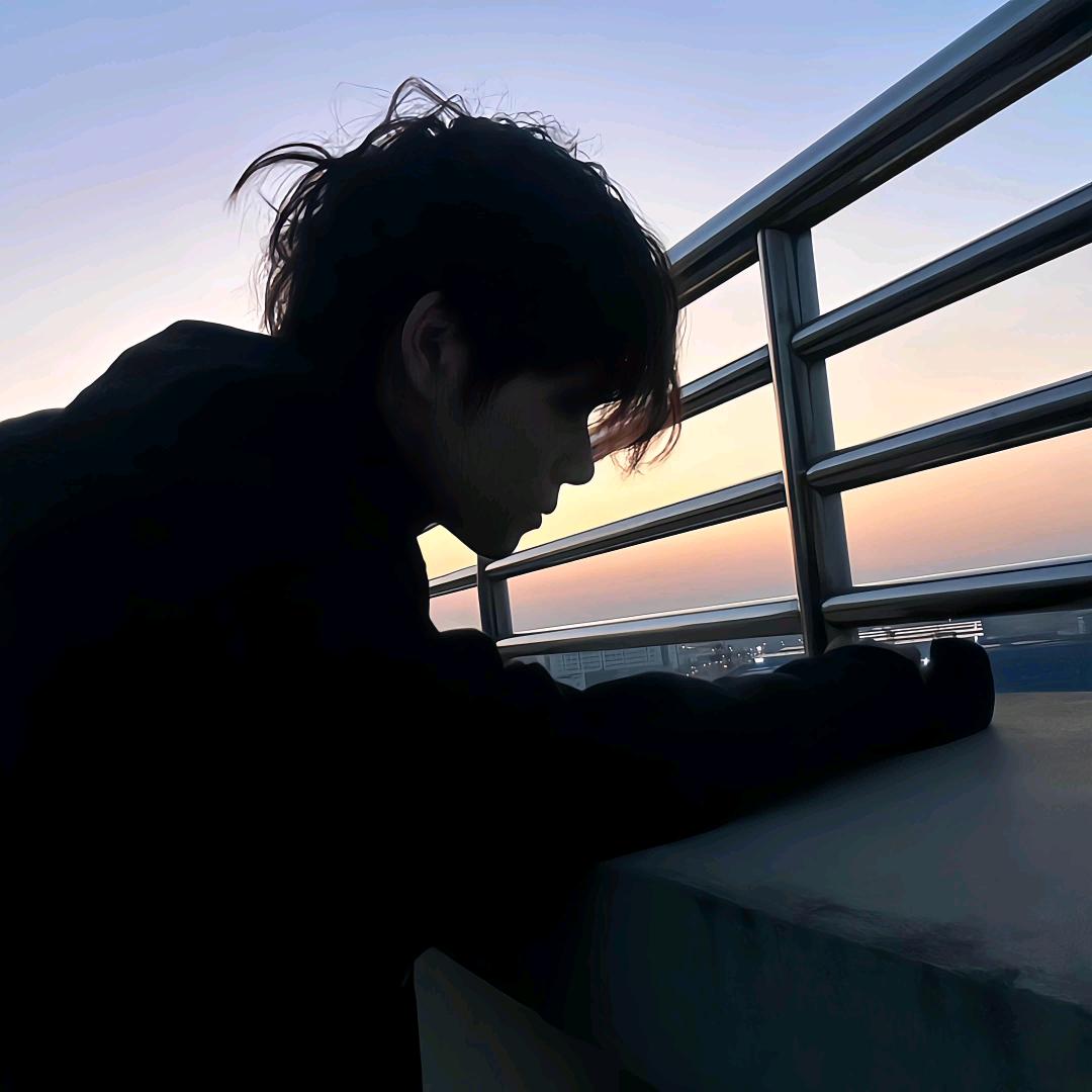 枝上绵蛮头像
