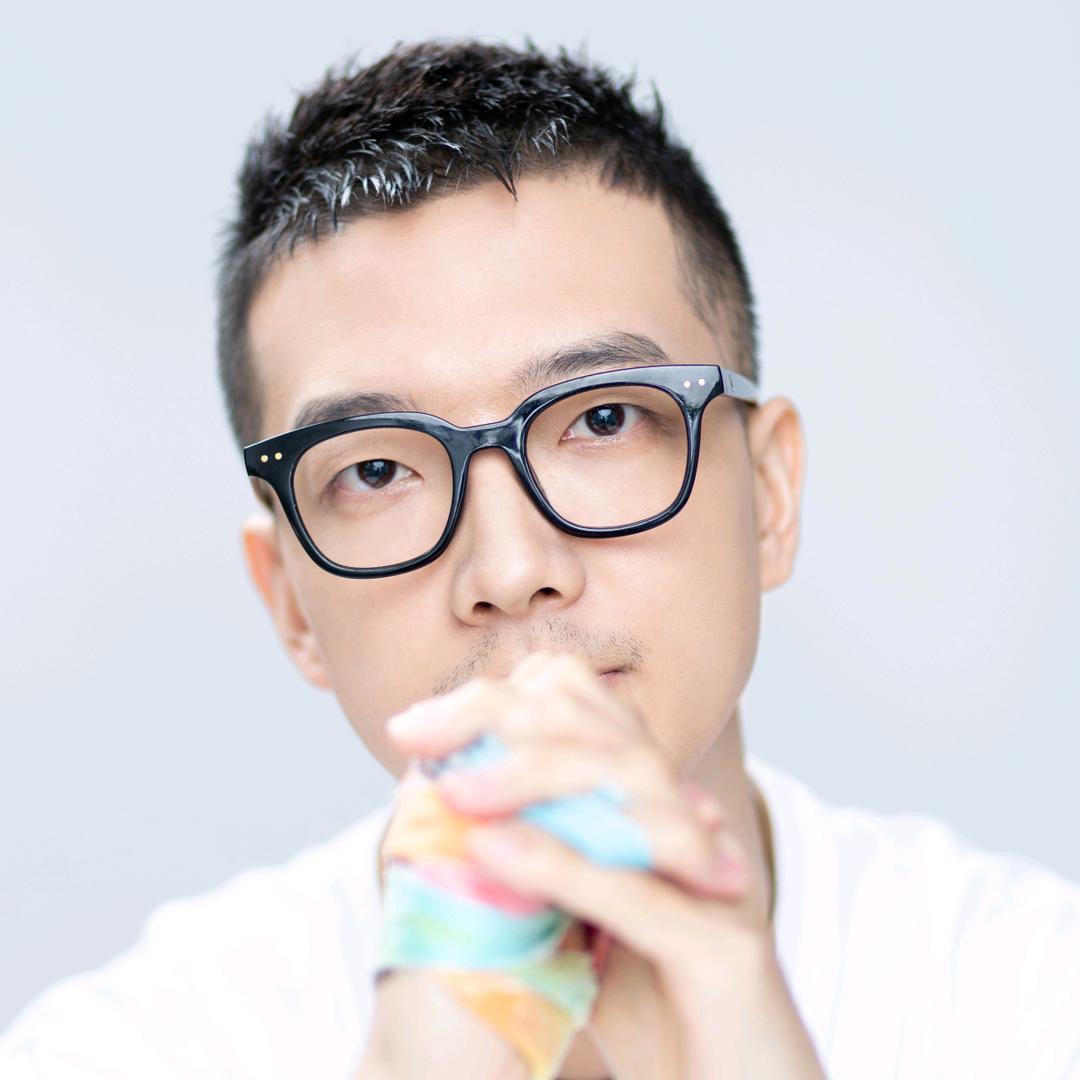 刘一男(精简护肤boy)双11SZCO
