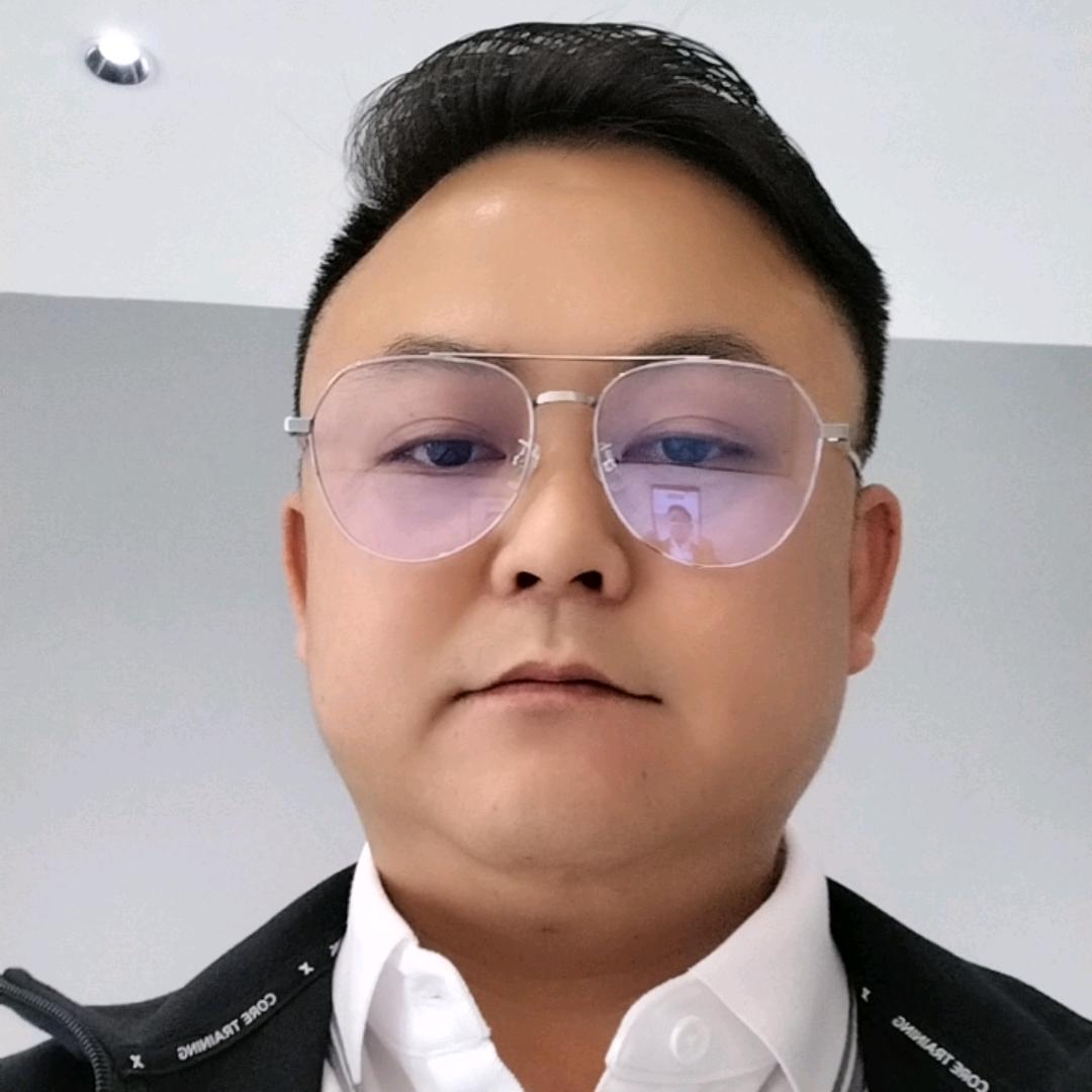 龙家斌