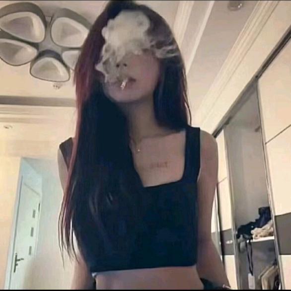 💕丽姐😭不想写作业✍🏻💕🤬