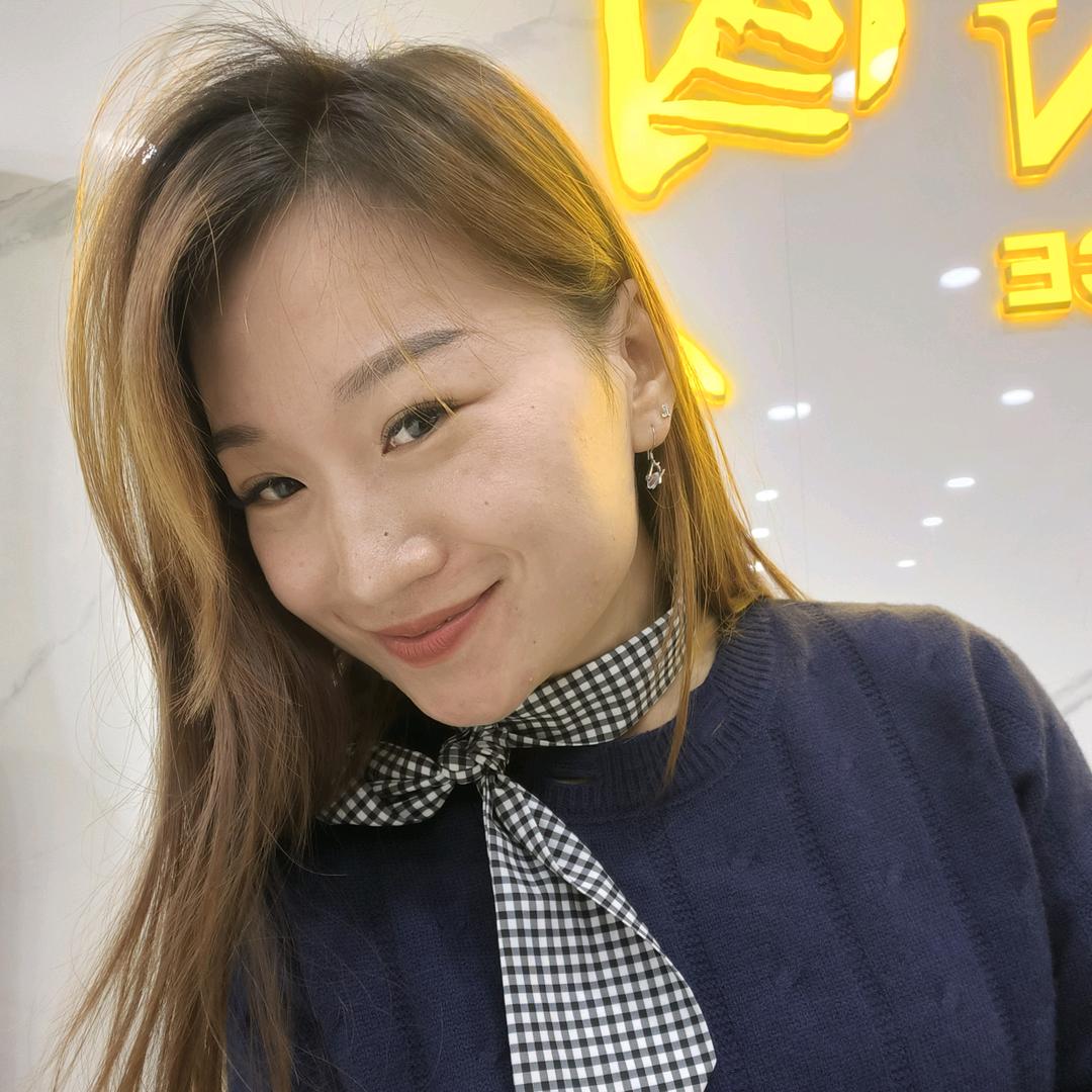 河口区国人服饰雯雪