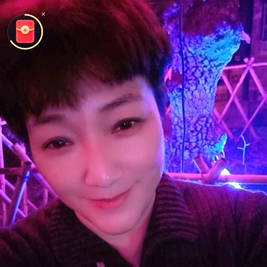 英妹（好物挂橱窗）