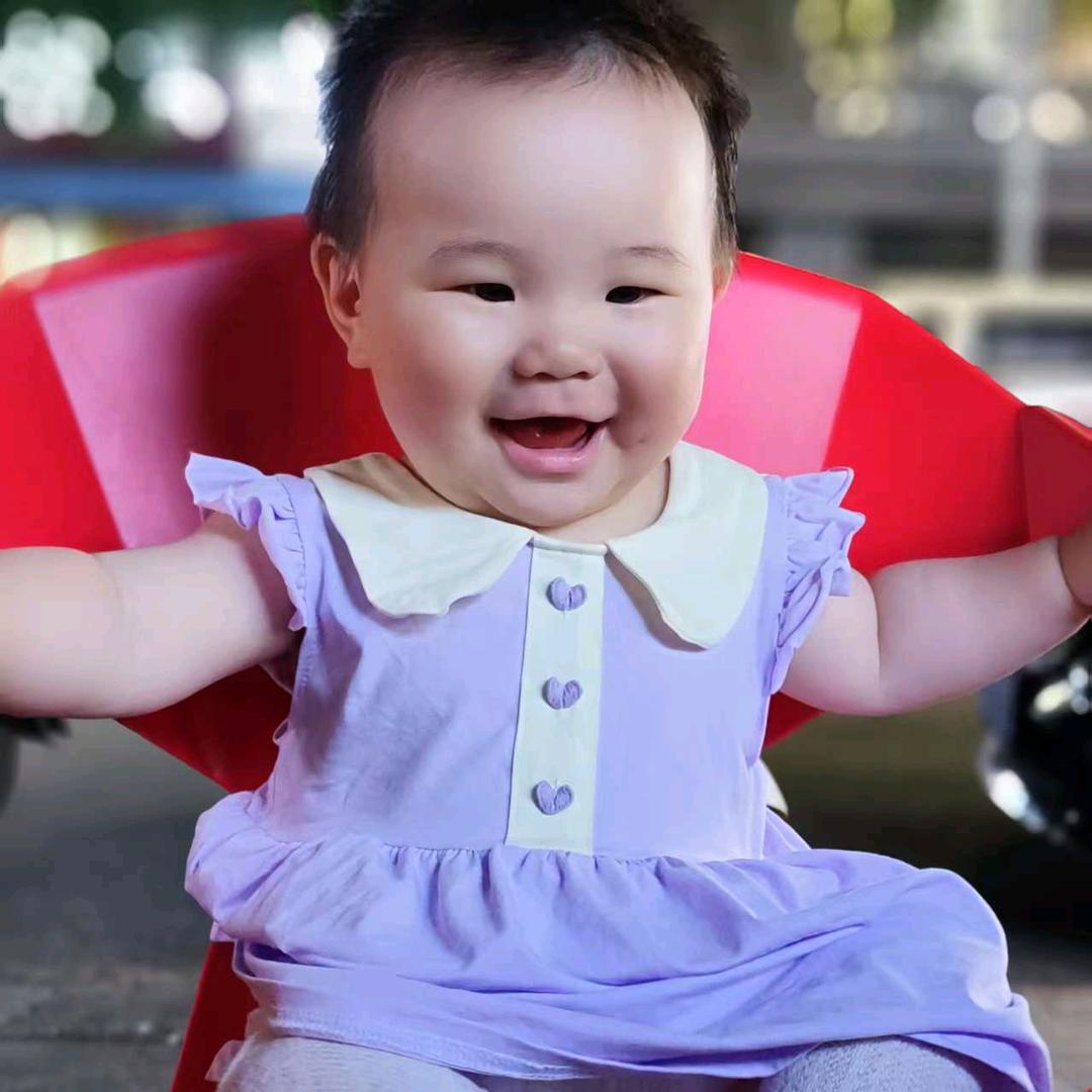 小胖妞.…