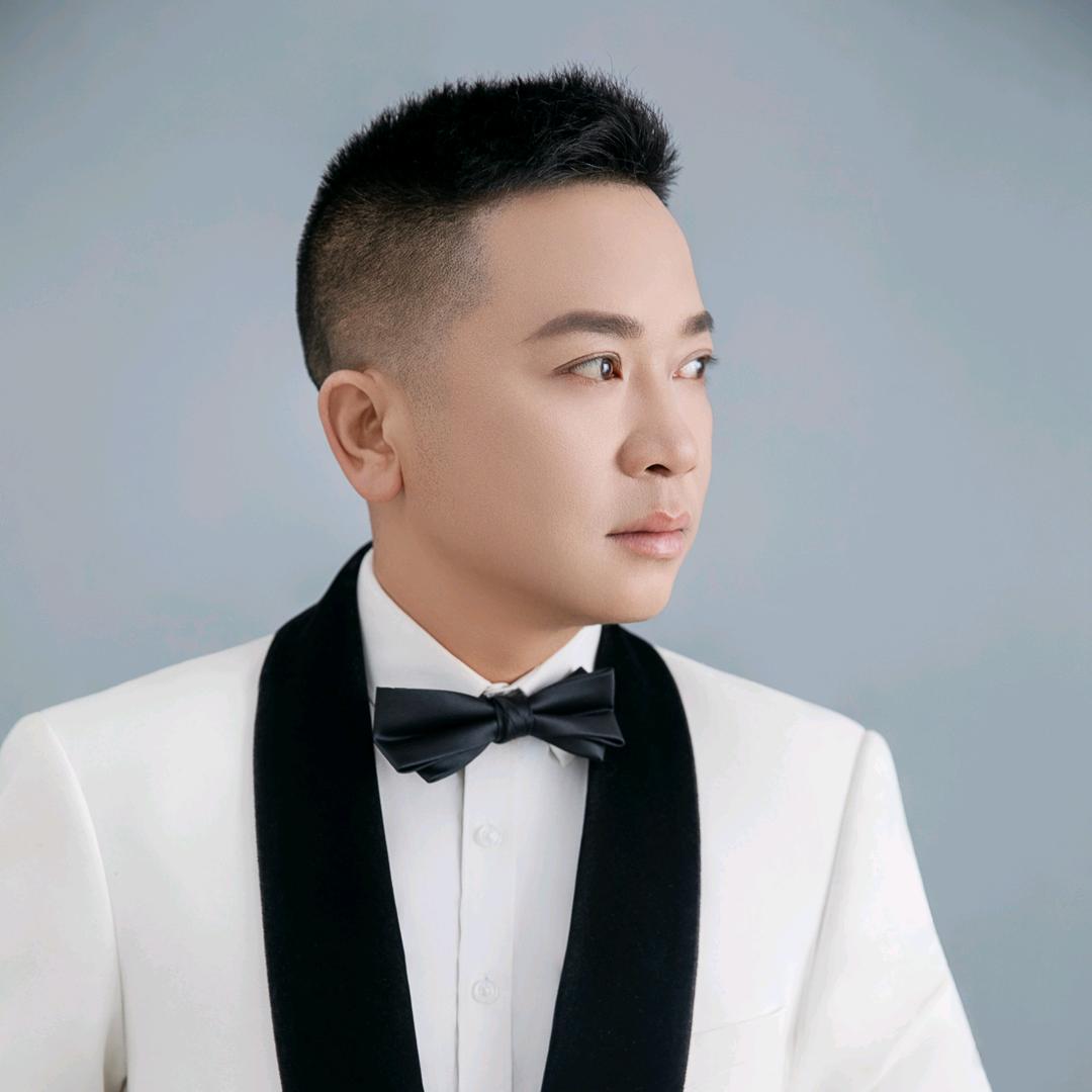 宏哥已喝醉