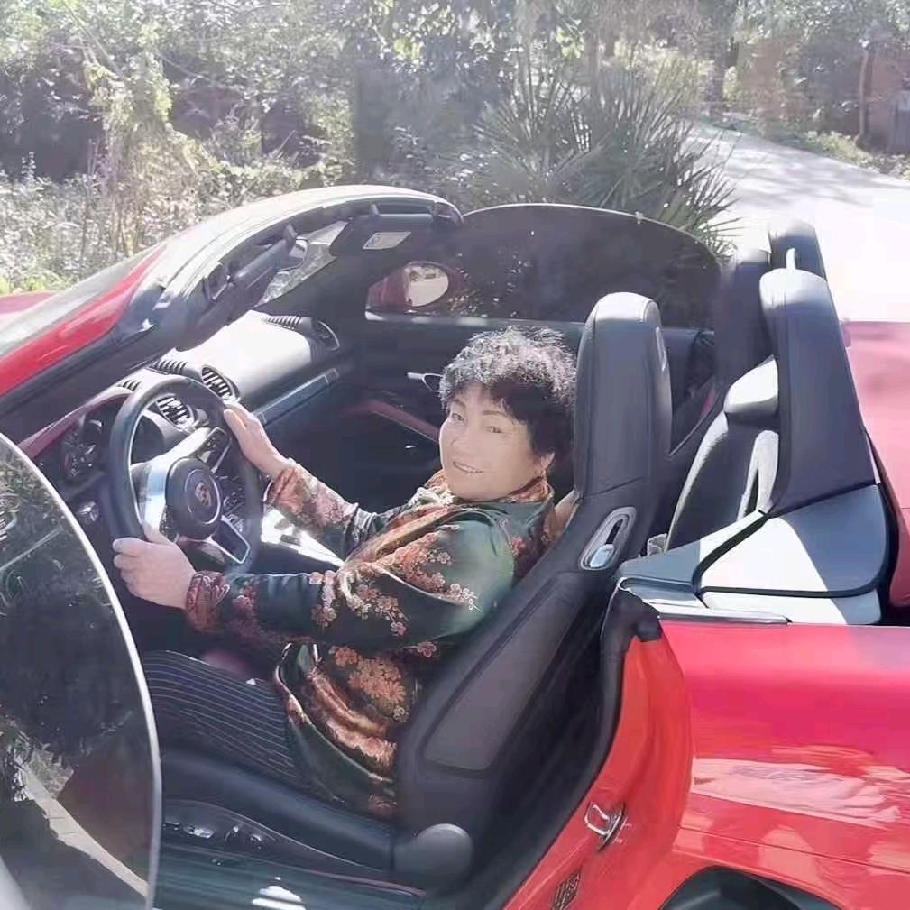 吴姐（下午5：10分开播）