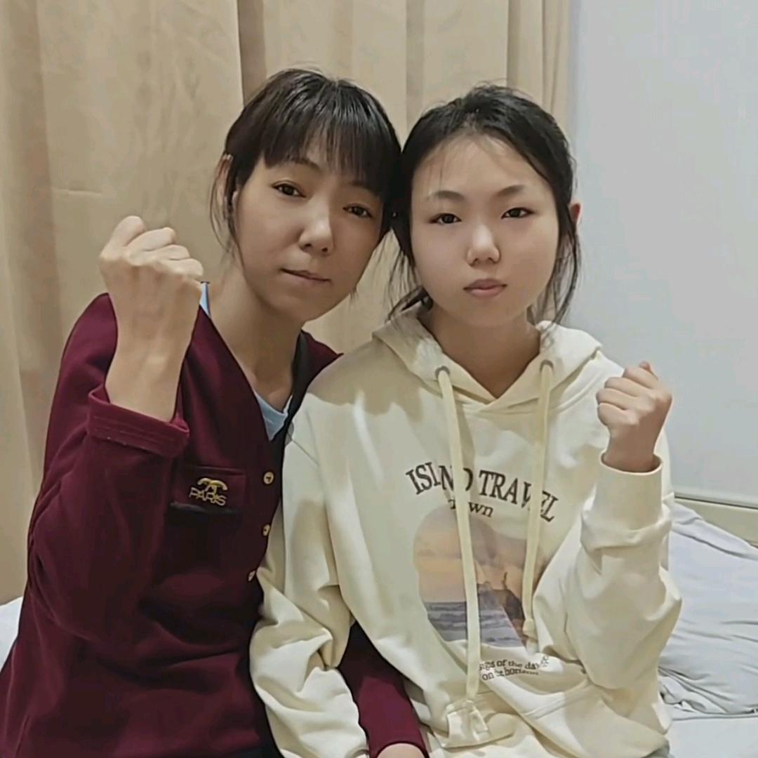 文文妈妈（求生版）