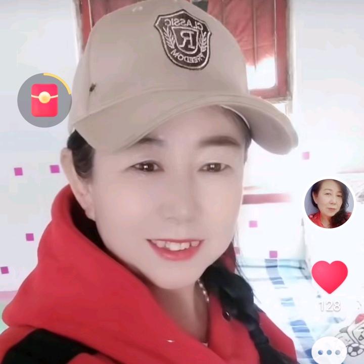 农村的快乐女人