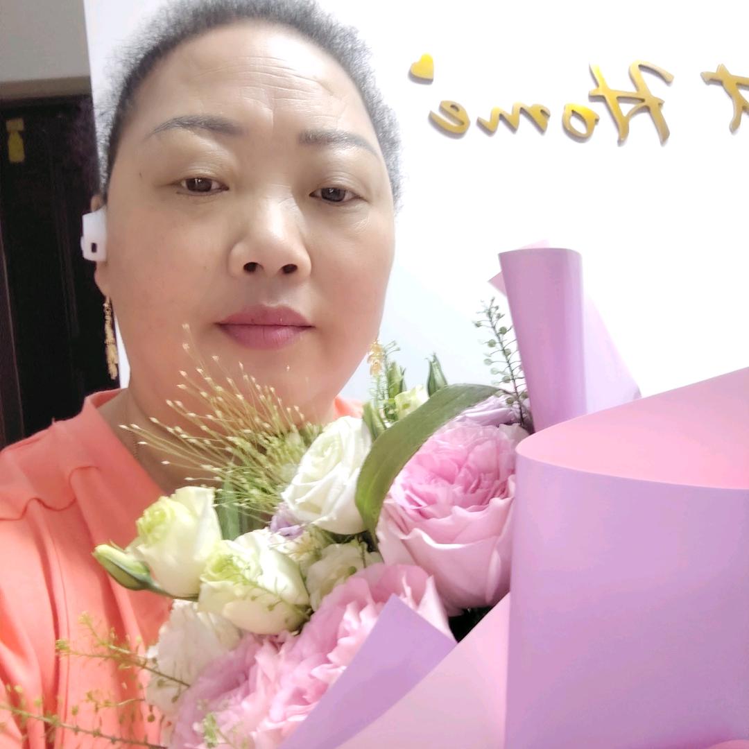 说给风听，跳给云看