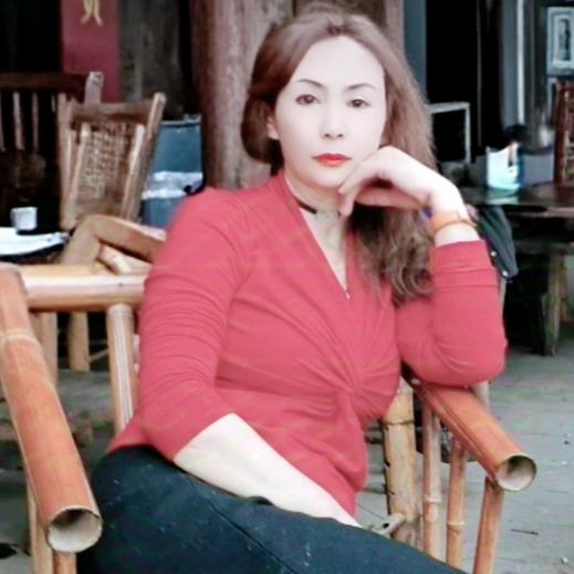 婷婷🍷🍧