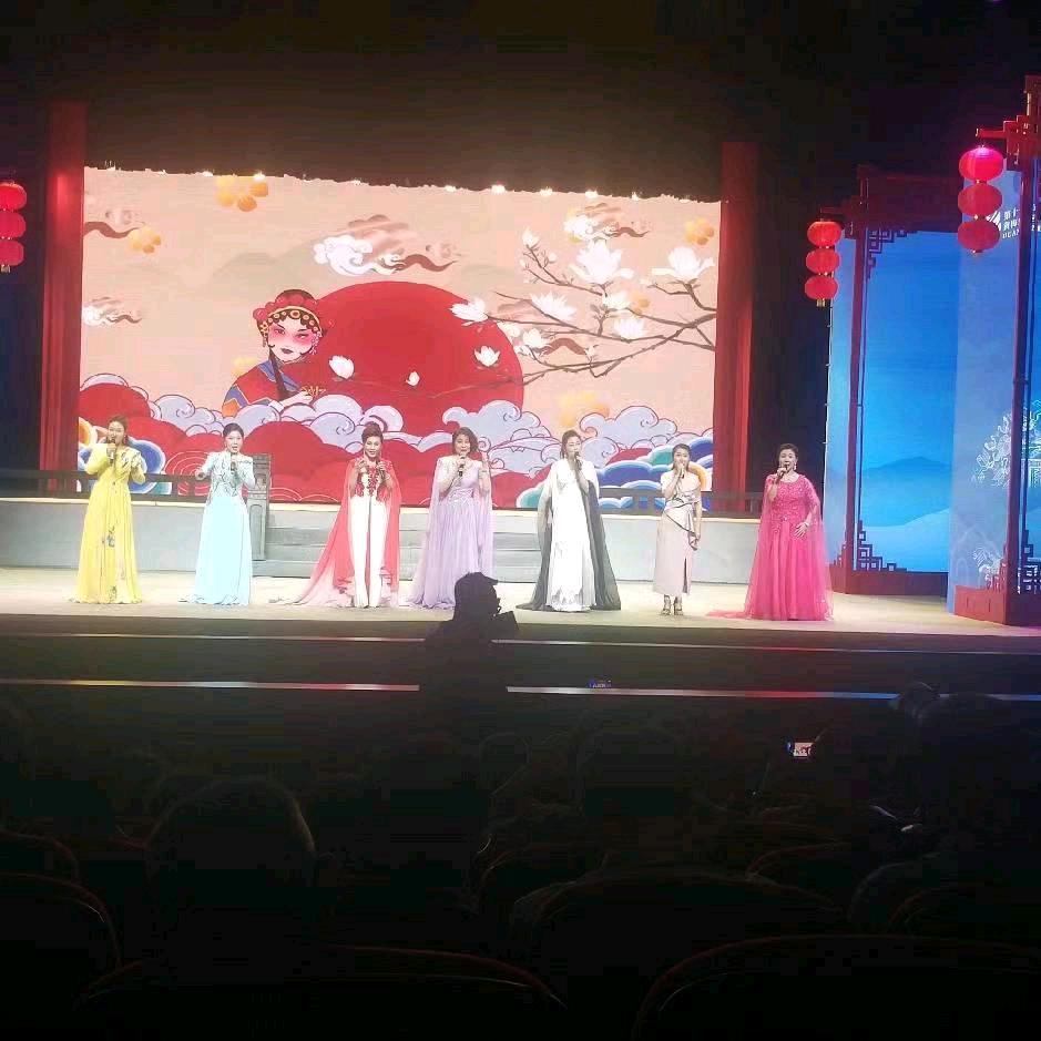 春暖花开