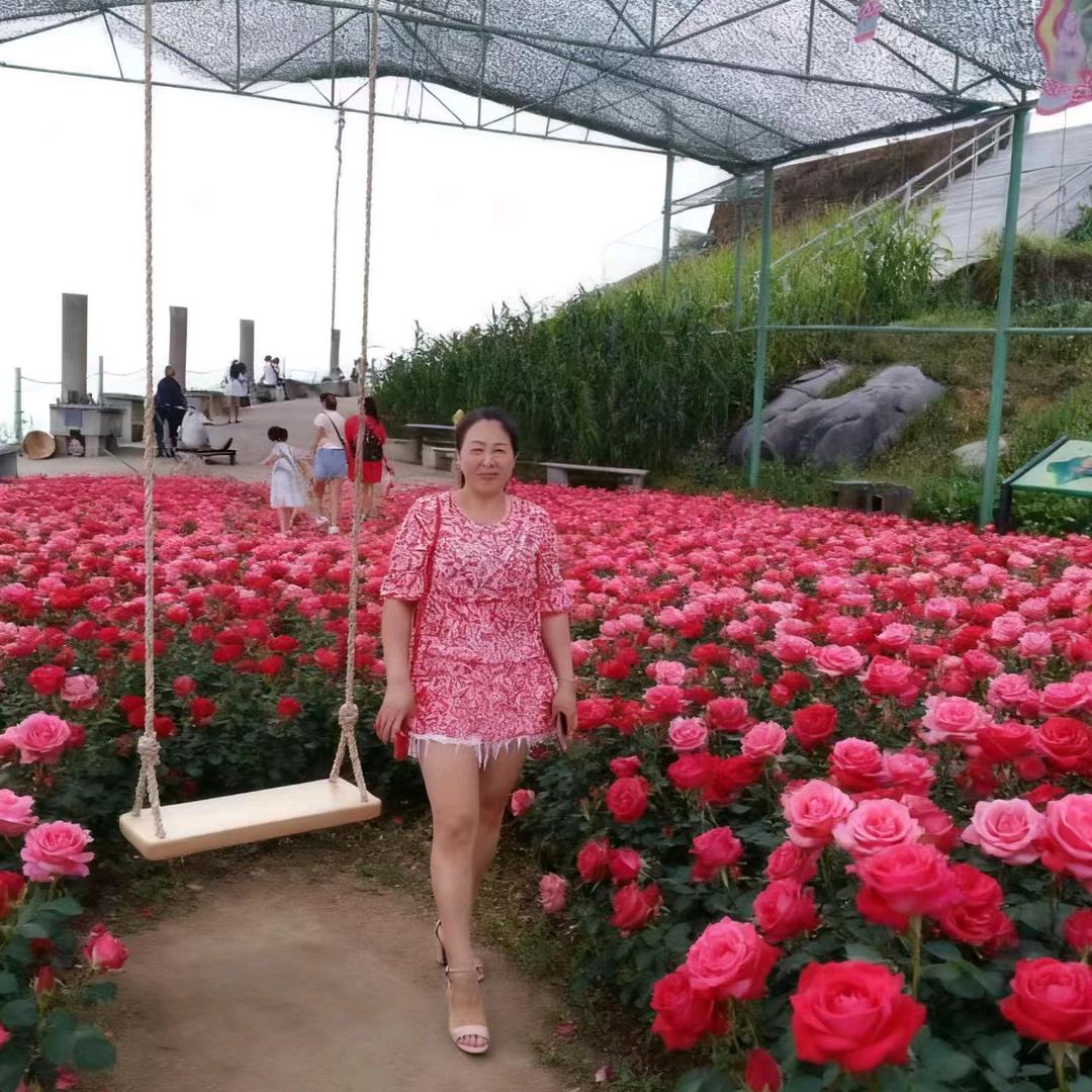 何明芬特色小铺