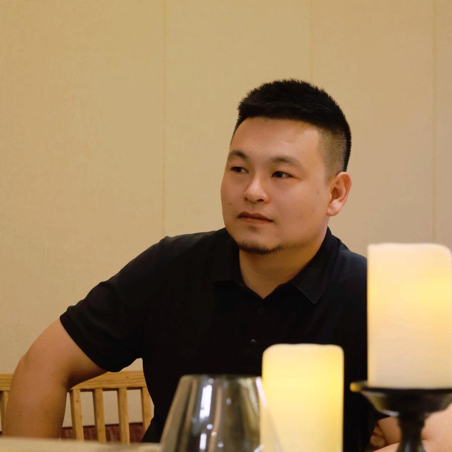 欧麦尔.大鵬