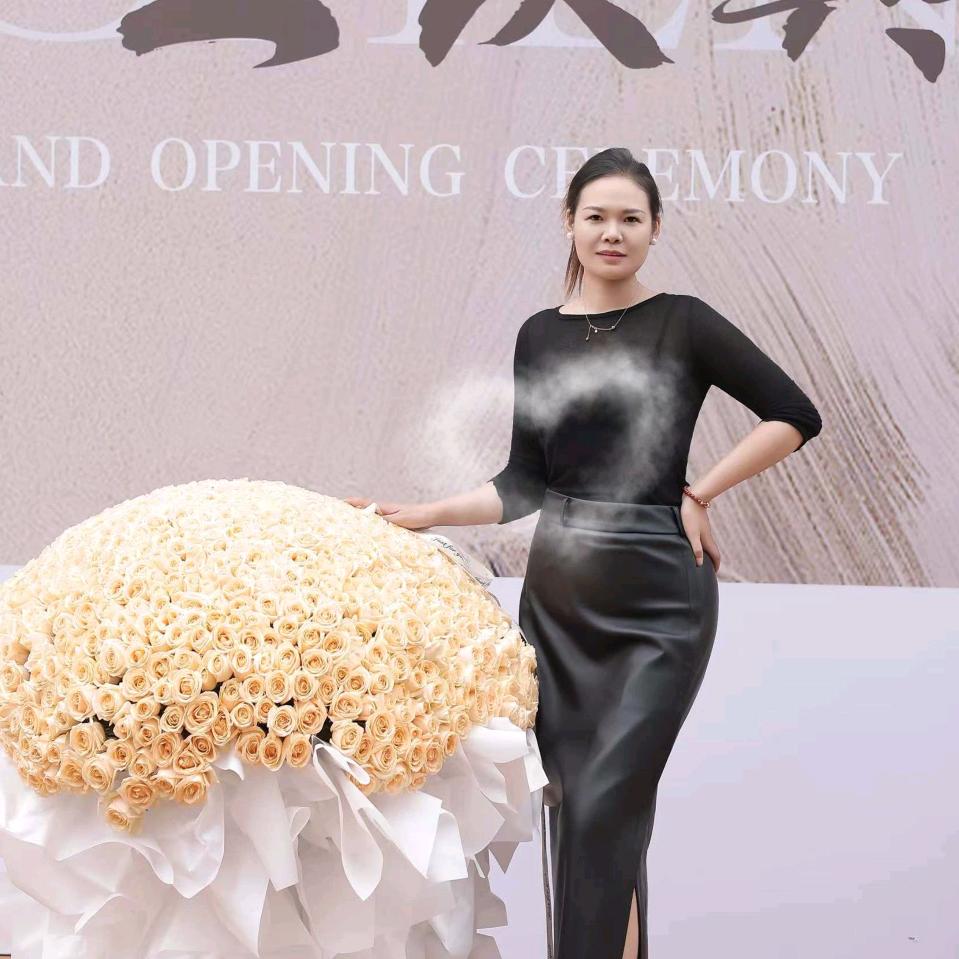 明光移动美容莹莹