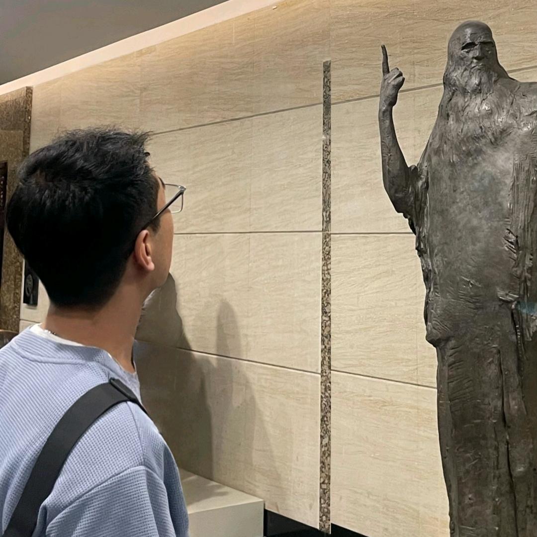 闹闹