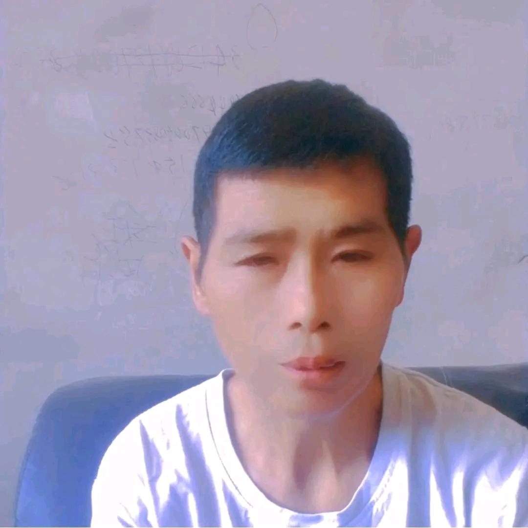 潘華