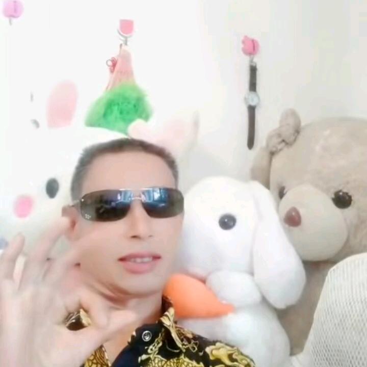 云川哥