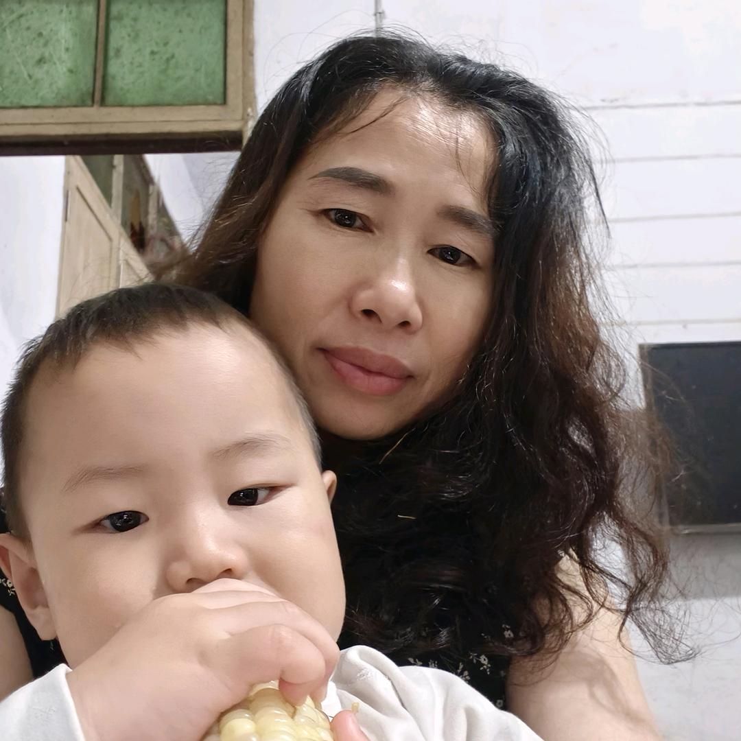 在恩施做米线的王呈呈