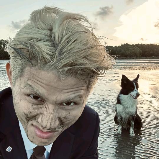 不会开🚚的老J