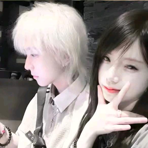 ᝰꫛꫀꪶ .等你