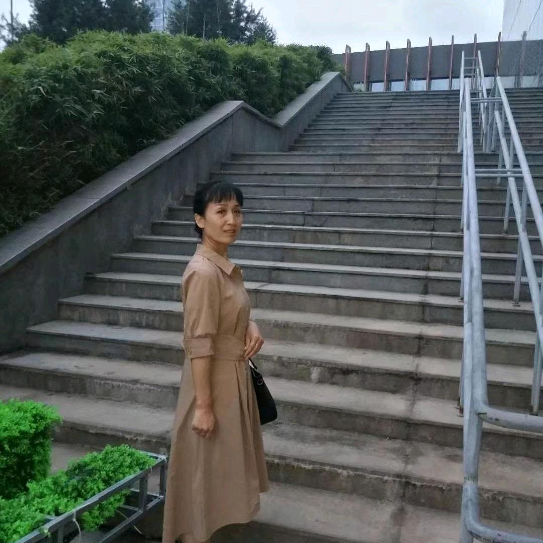 海娇财务—小青年鼓舞艺术团