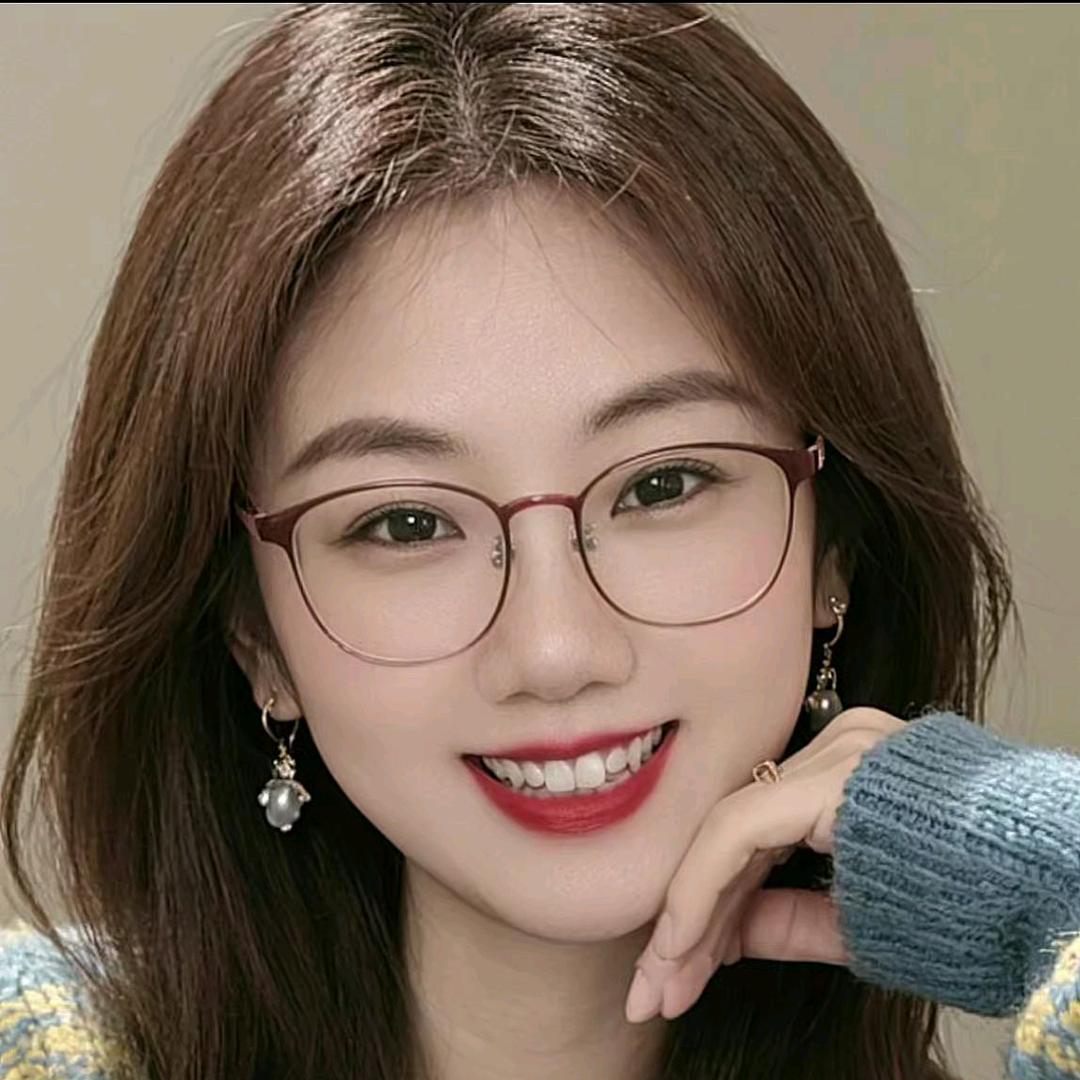 甜甜的笑（拒私聊）🍎