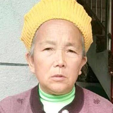残疾奶奶 中午1点10直播