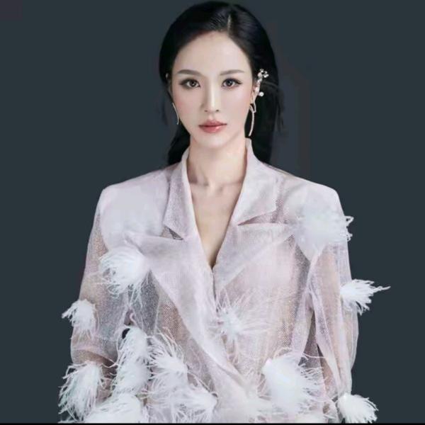 懒猫nono-精选穿搭