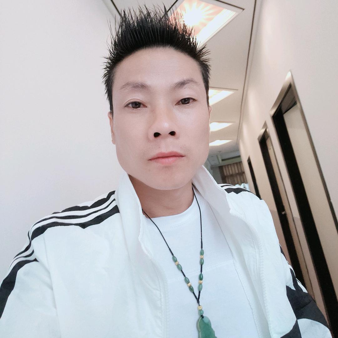 🌹艳💃🏻卢家三少爷一个人闯天下🗡