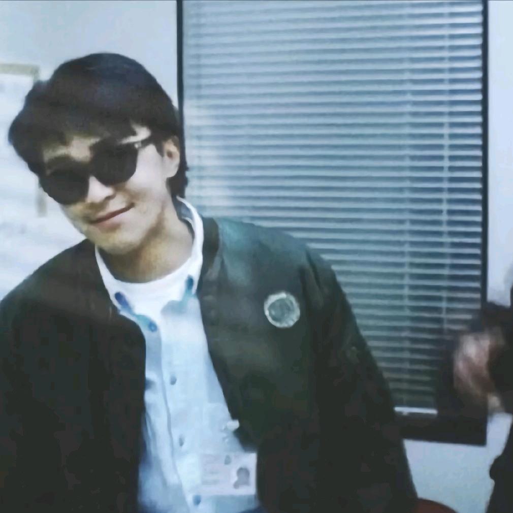 凌晨四点海棠花未眠