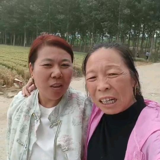 ，英姐