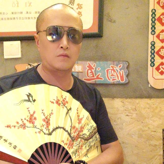@光头刘哥哥@