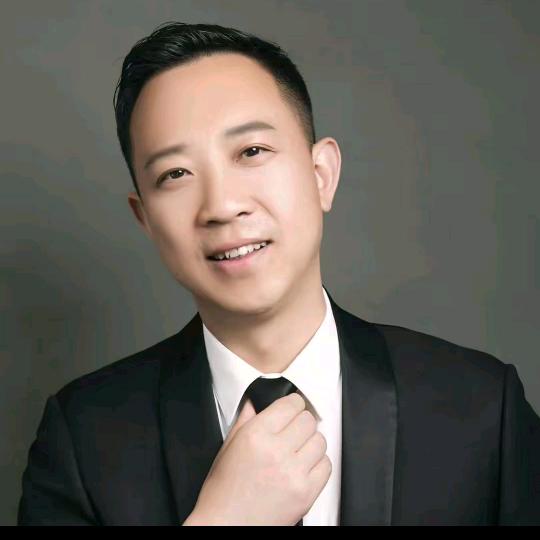 子睿（樱园坊百货）