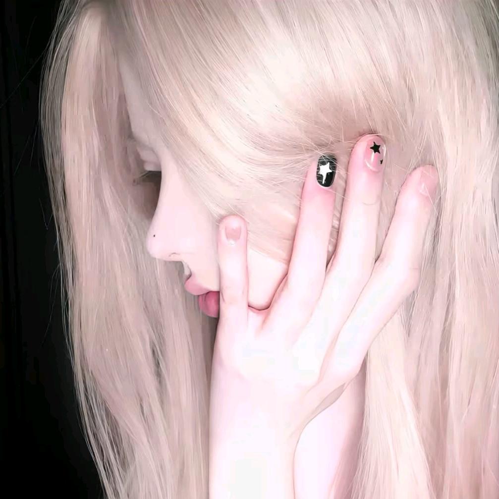 ℳ̶̶̶̶♡̶҉星落꧔ꦿ℘