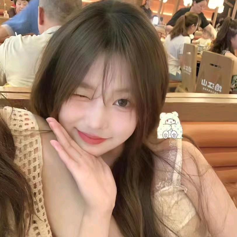 18岁退休女大学生